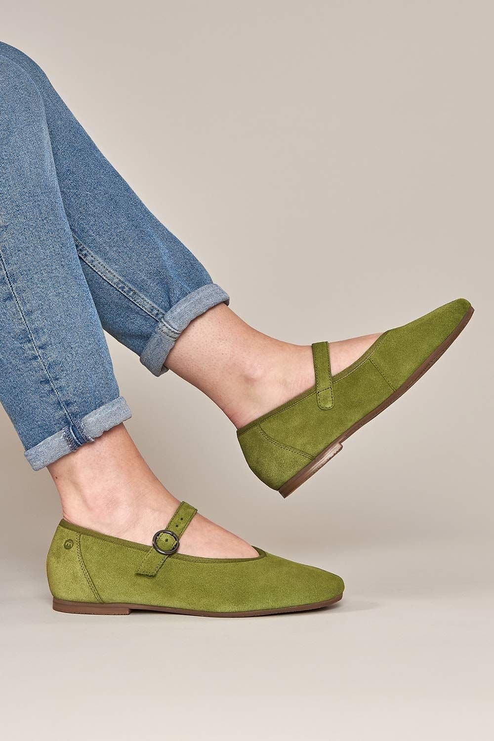 Moshulu Moshulu Light Green Suede Ballerina Pumps