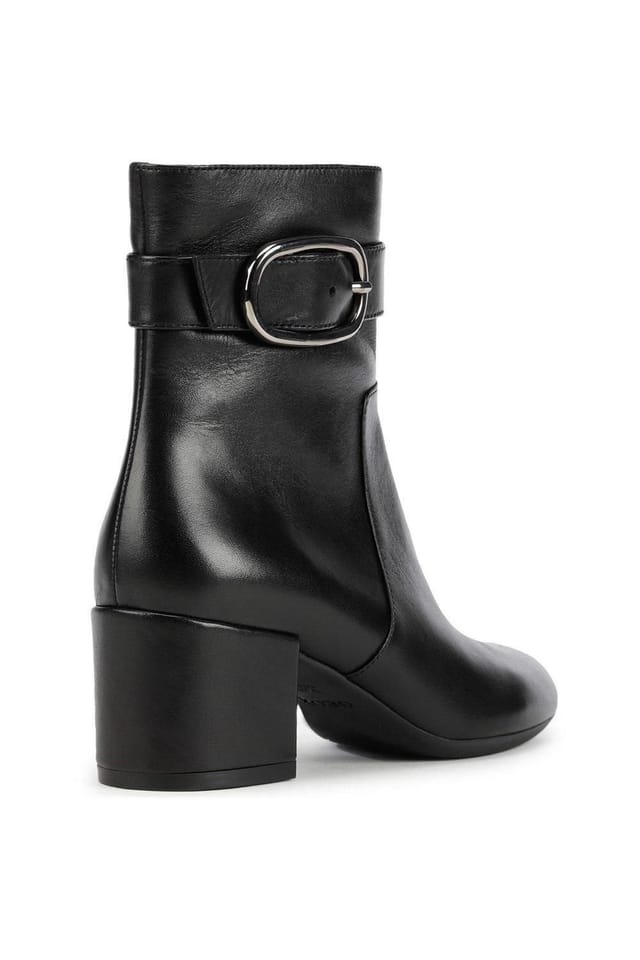 Geox Geox Women's Black 'D Eleana B' Leather Ankle Boots - 2