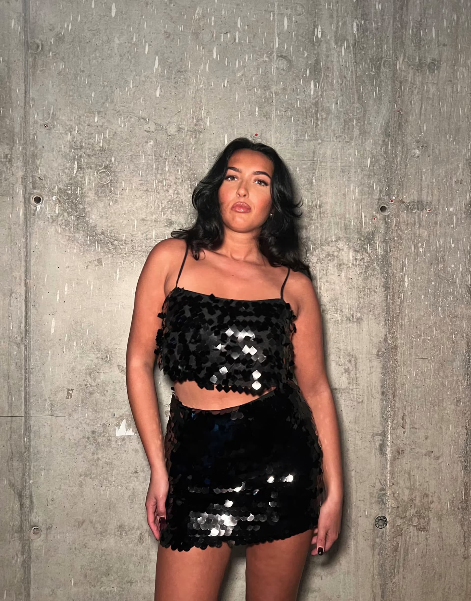 ASOS Glamorous Low-waisted mini-skirt in black large sequin