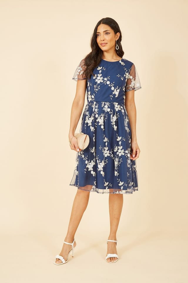 Yumi Yumi Women's Navy Embroidered Floral Skater Dress - 2