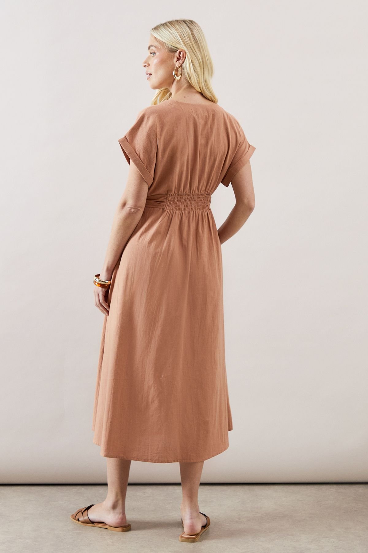 Wallis Wallis Women's Petite Linen Mix Button Midi Dress in Mocha - 3