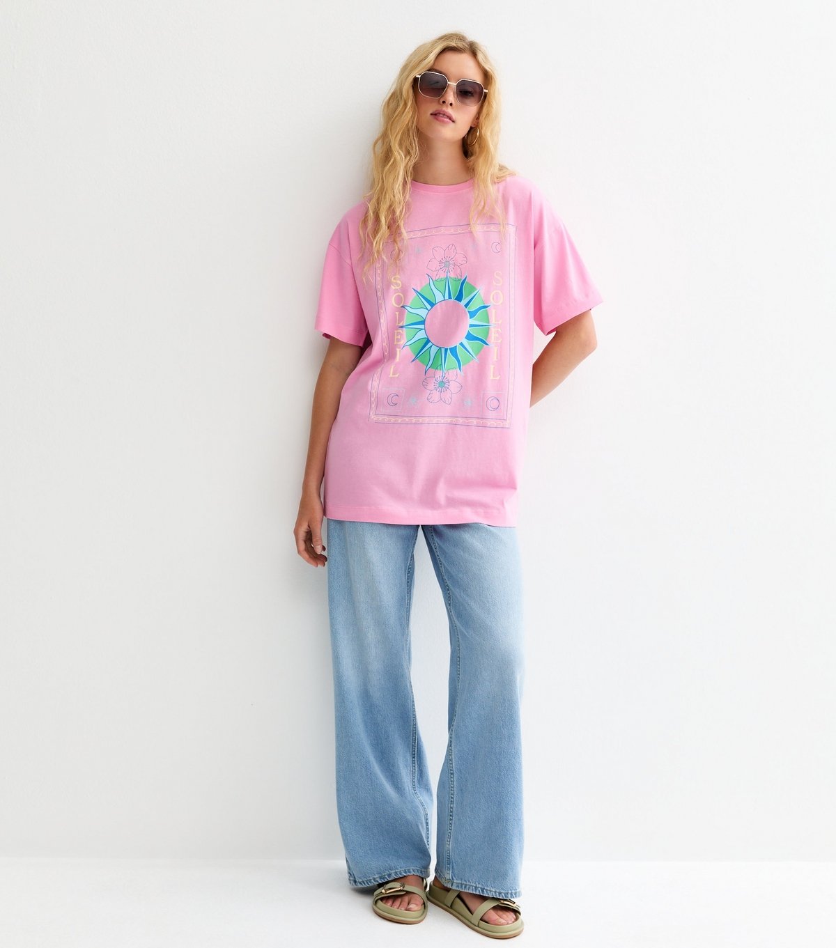 New Look Women's Bright Pink Soleil Mystic Print Oversized T-Shirt New Look - 3