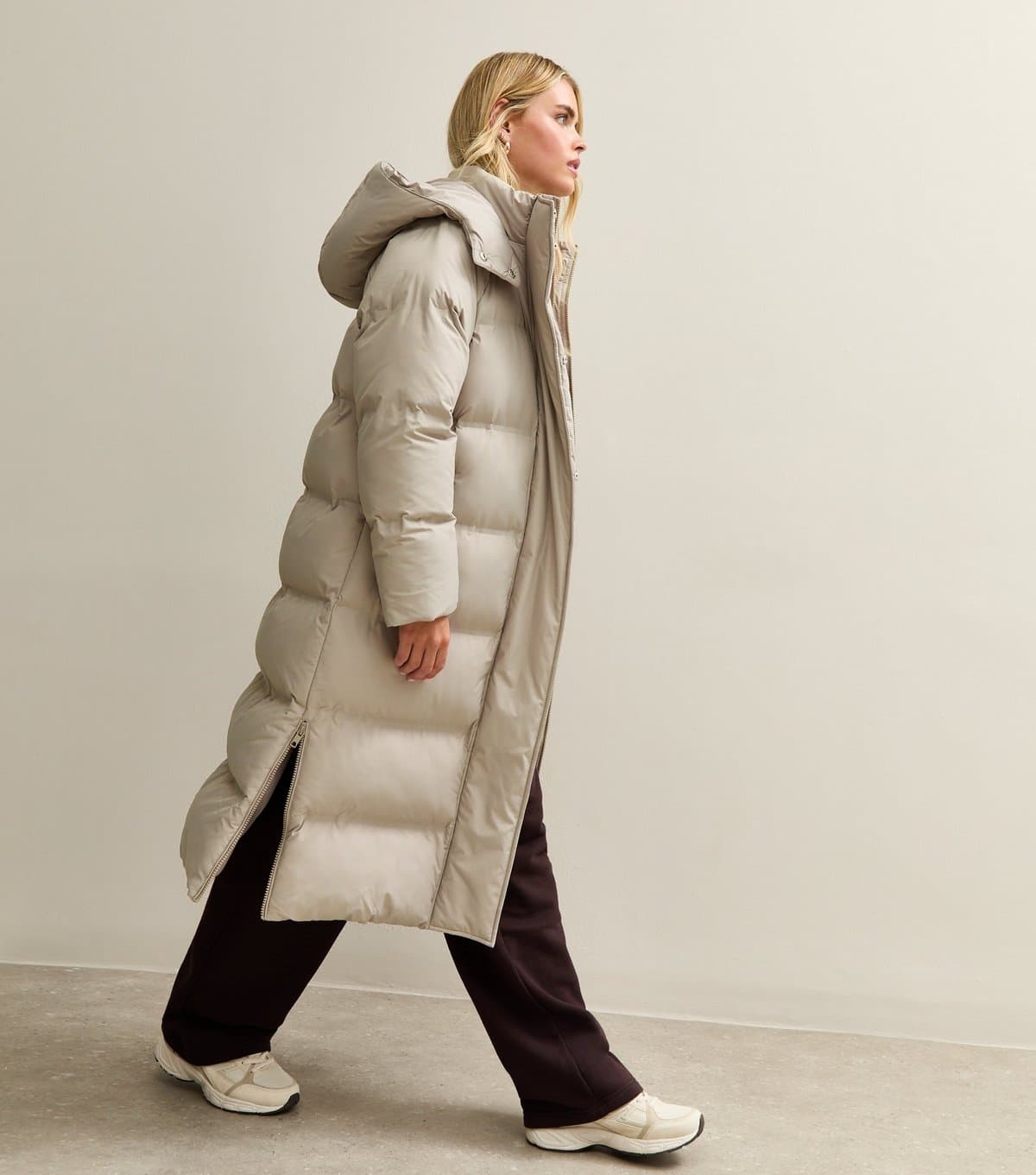 New Look Women's Petite Mink Longline Hooded Puffer Coat New Look