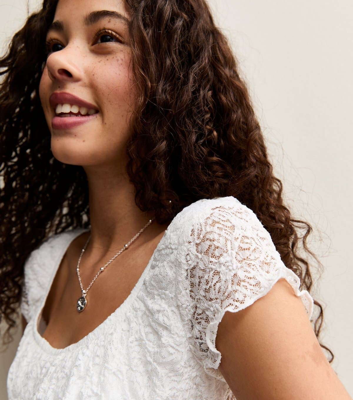 New Look Girls' White Lace Hanky Hem Cap Sleeve Top New Look