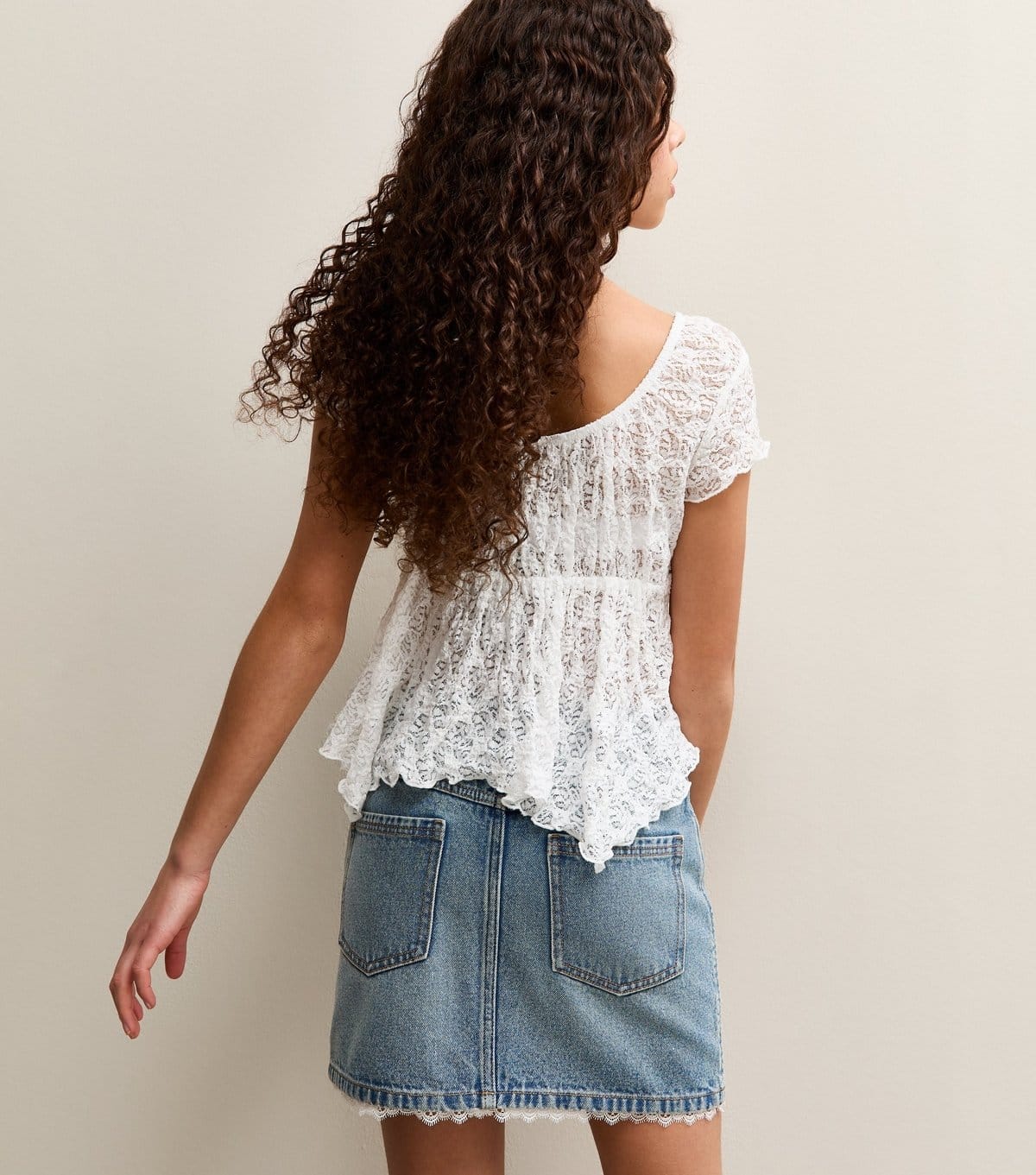 New Look Girls' White Lace Hanky Hem Cap Sleeve Top New Look - 4