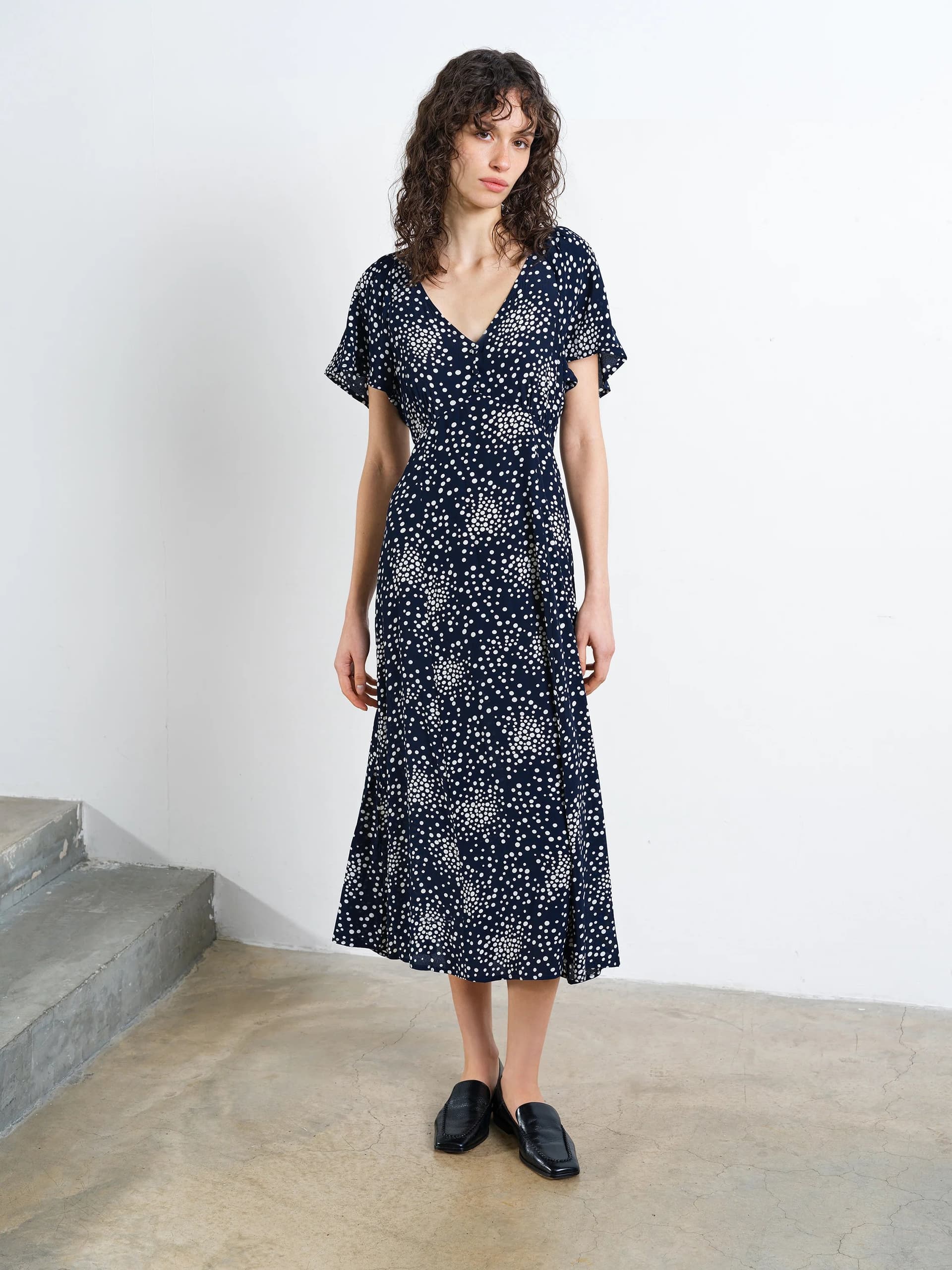 French Connection Thea Lizzie Eco Midi Tea Dress Navy Blue/Porcelain Cream
