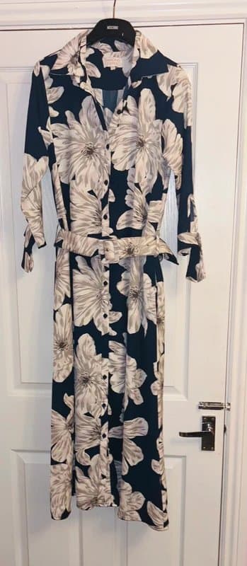Dancing Leopard Dancing leopard 12-14 plunge maxi wedding party holiday pockets dress same day post