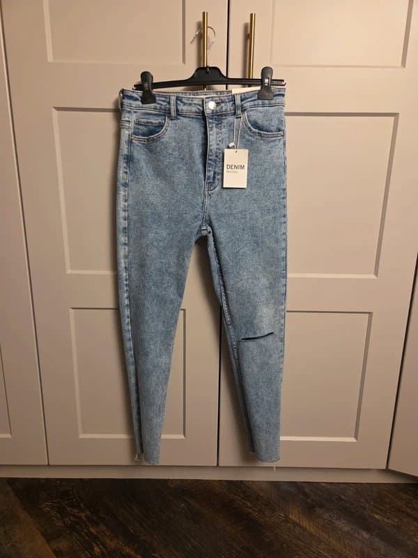 Bershka Denim Bershka Super High Rise Cropped Jeans