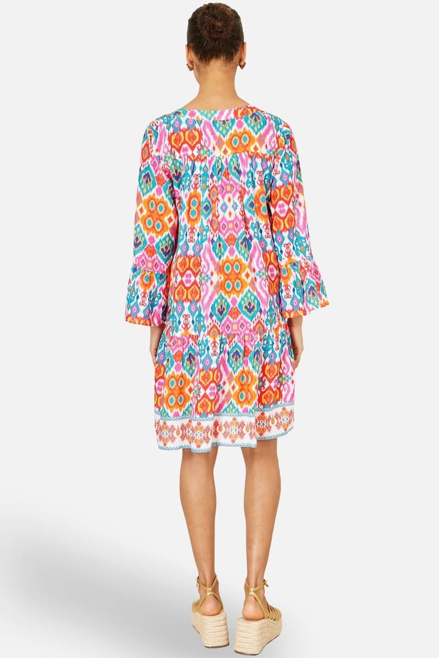 Yumi Yumi Women's Multicolour Ikat Print Viscose Beach Tunic in Fuchsia - 3