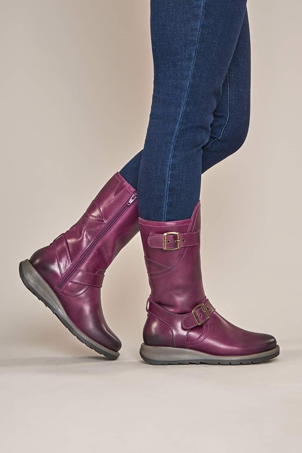 Moshulu Moshulu Women's 'Nightjar' Wedge Mid-Length Leather Boots in Plum