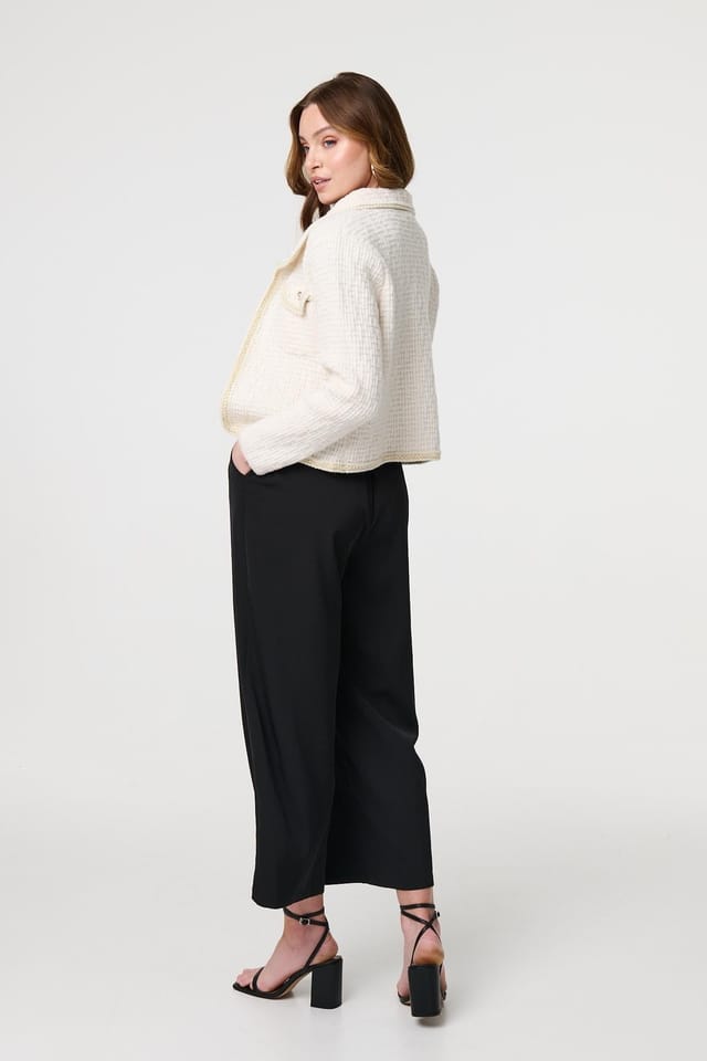 Izabel London Izabel London Women's Textured Pocket Detail Crop Knit Jacket in White - 2