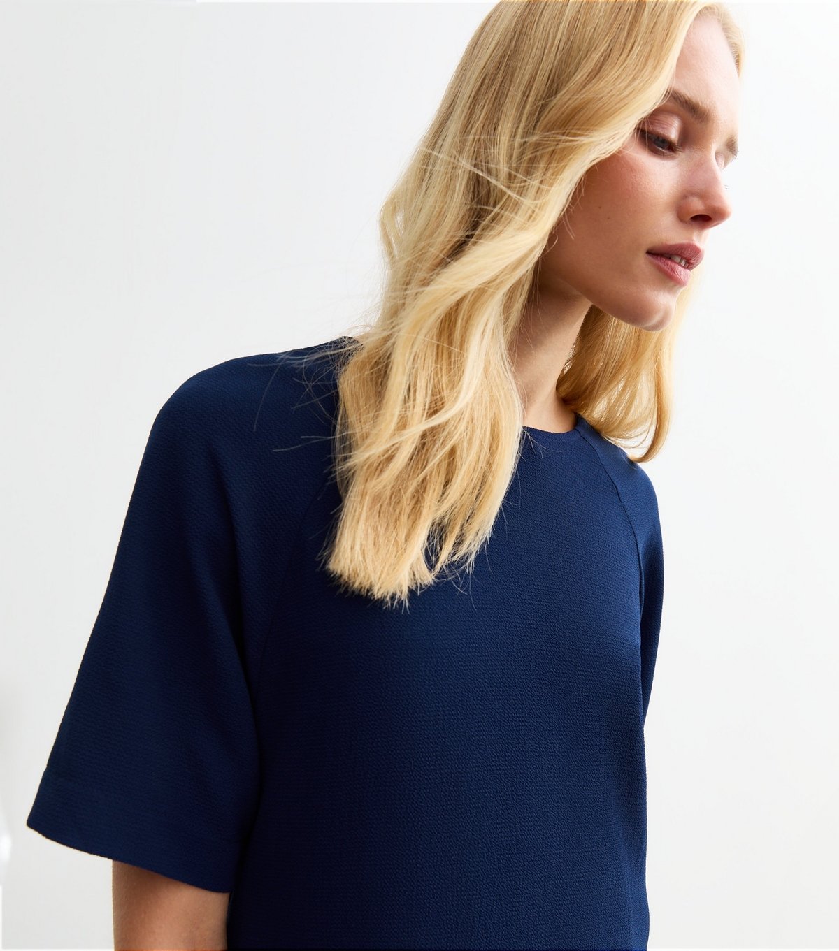 New Look Women's Blue Woven Crew Neck T-Shirt New Look - 2