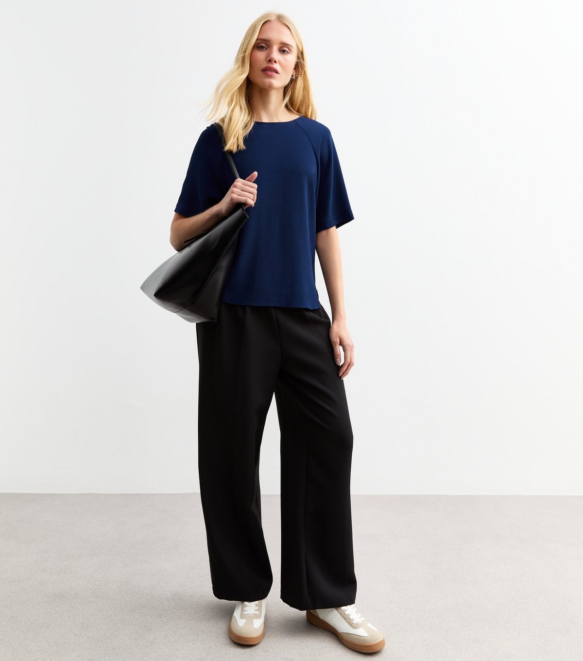 New Look Women's Blue Woven Crew Neck T-Shirt New Look - 3