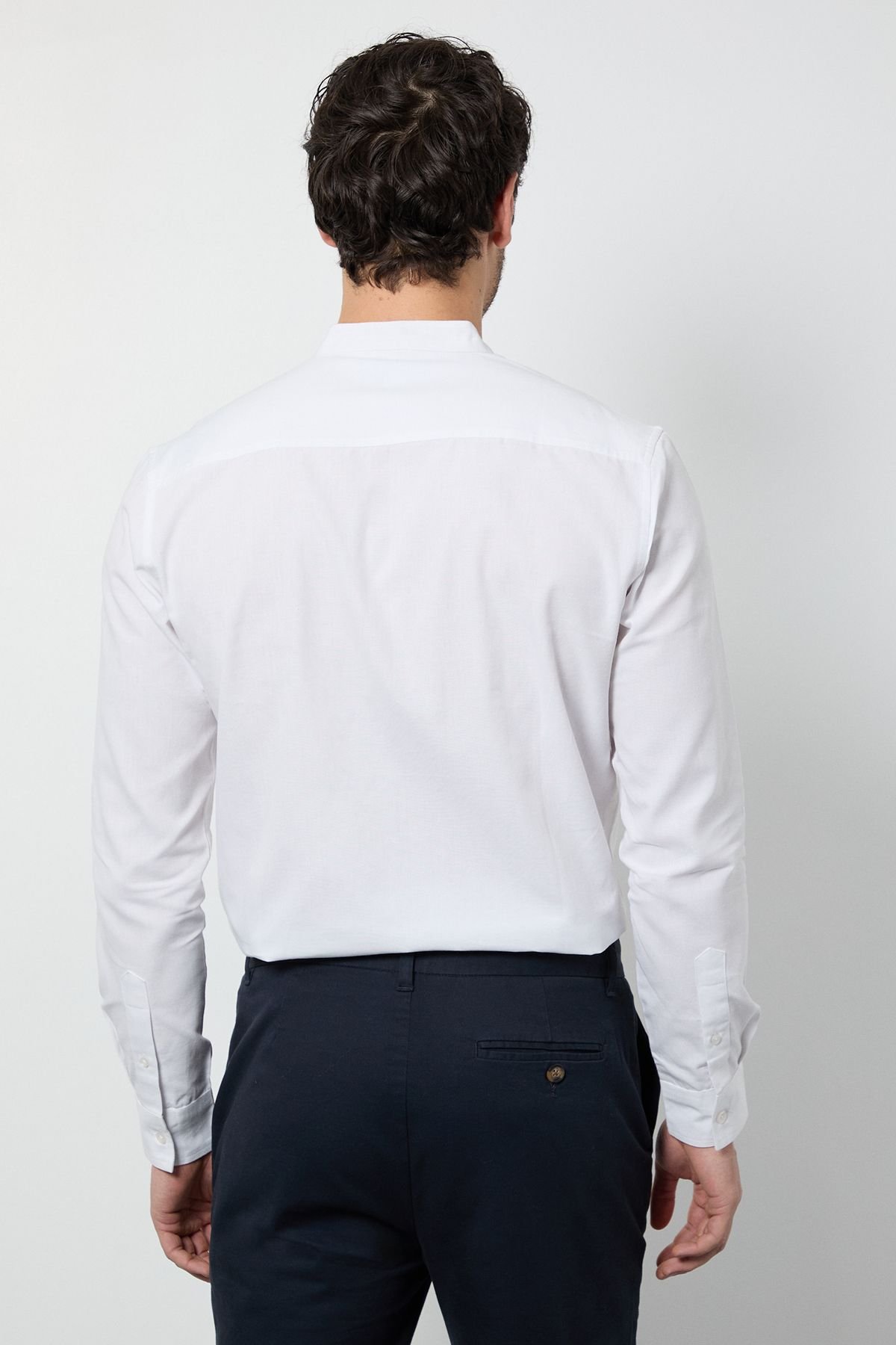 Burton Burton Men's White Oxford Grandad Long Sleeve Shirt - 3