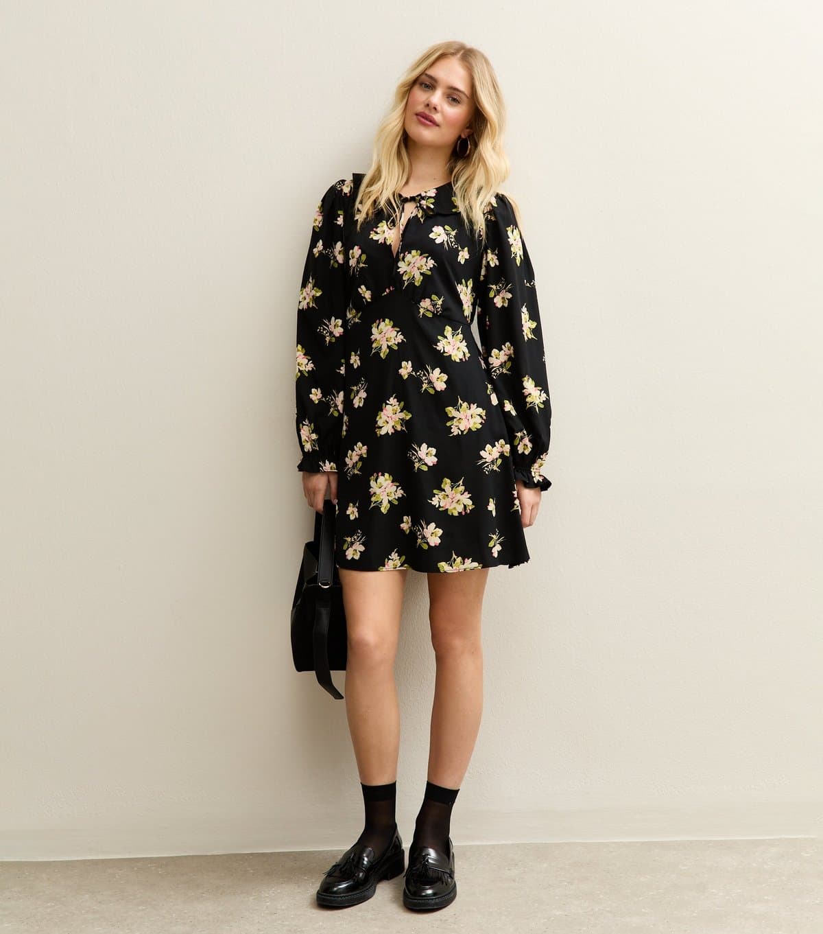 New Look Women's Black Floral Print Collared Keyhole Neck A-line Mini Dress New Look