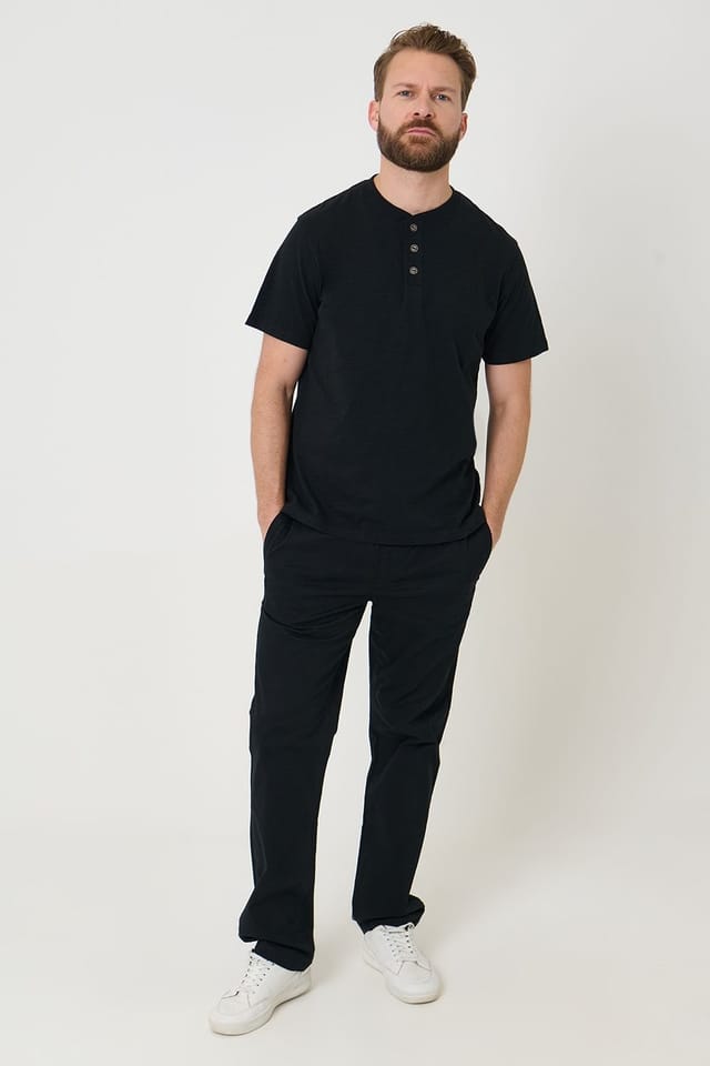 Saltwell Saltwell Men's Peached Cotton Grandad T-Shirt in Black - 3