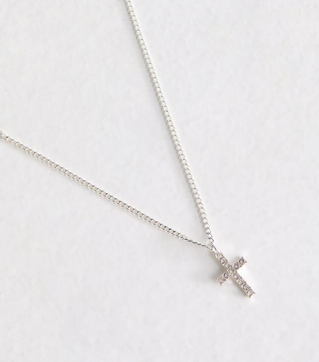 New Look Silver Tone Cross Pendant Necklace New Look - 3