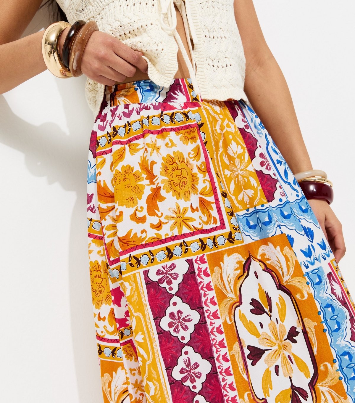 New Look Women's Yellow Baroque Scarf Print Tiered Midi Skirt New Look - 2