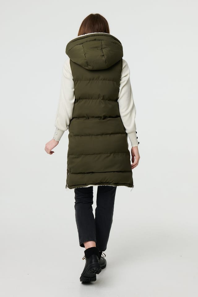 Izabel London Izabel London Women's Reversible Faux Fur Padded Hooded Gilet in Green - 3