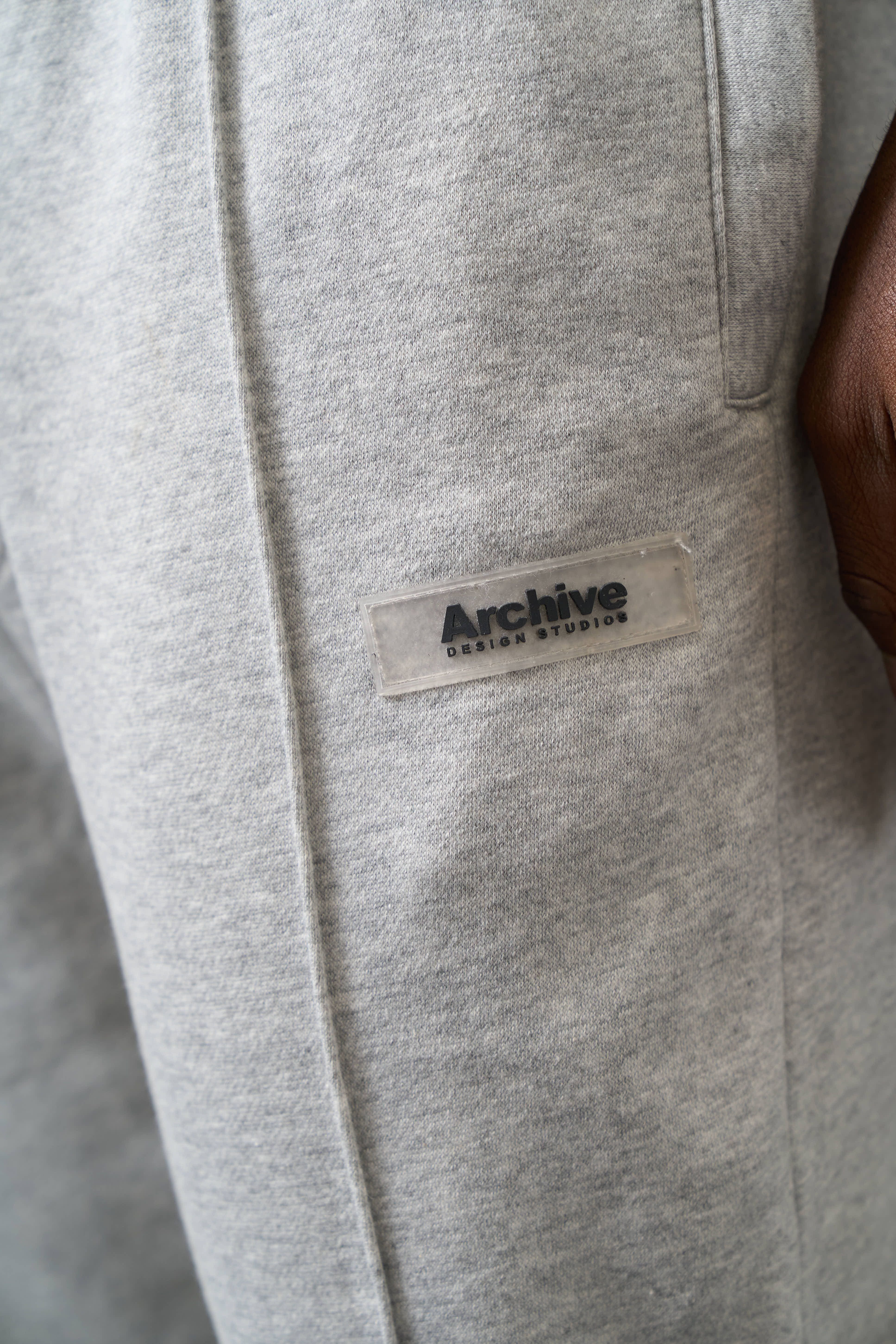 Archive Design Studios Archive Design Studios Men's Jaro Joggers in Grey - 4