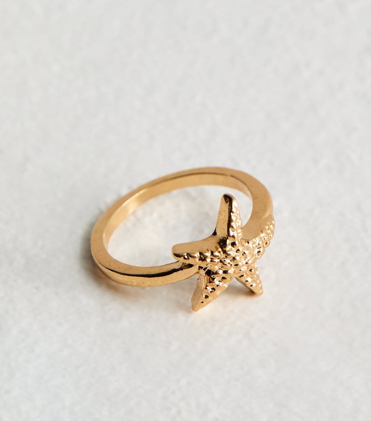 New Look Gold Tone Textured Starfish Ring New Look - 1