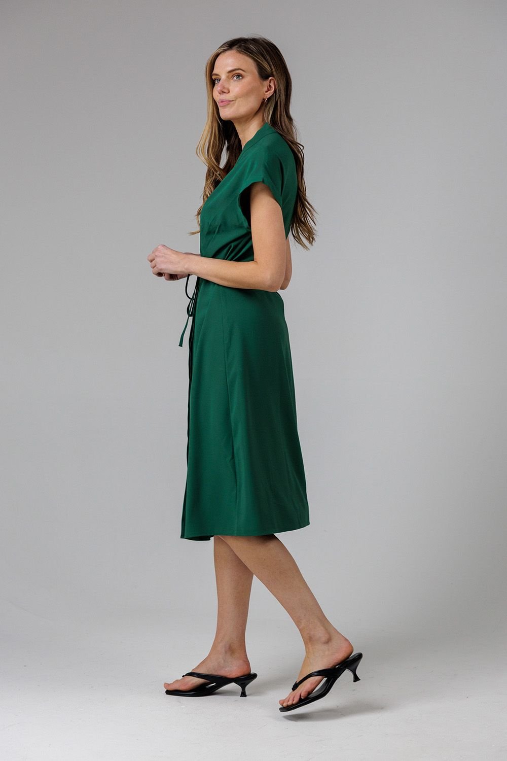 French Connection French Connection Women's V-Neck Cap Sleeve Crepe Midi Dress in Green - 3