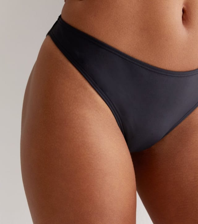 New Look Women's Black Hipster Bikini Bottoms New Look - 2