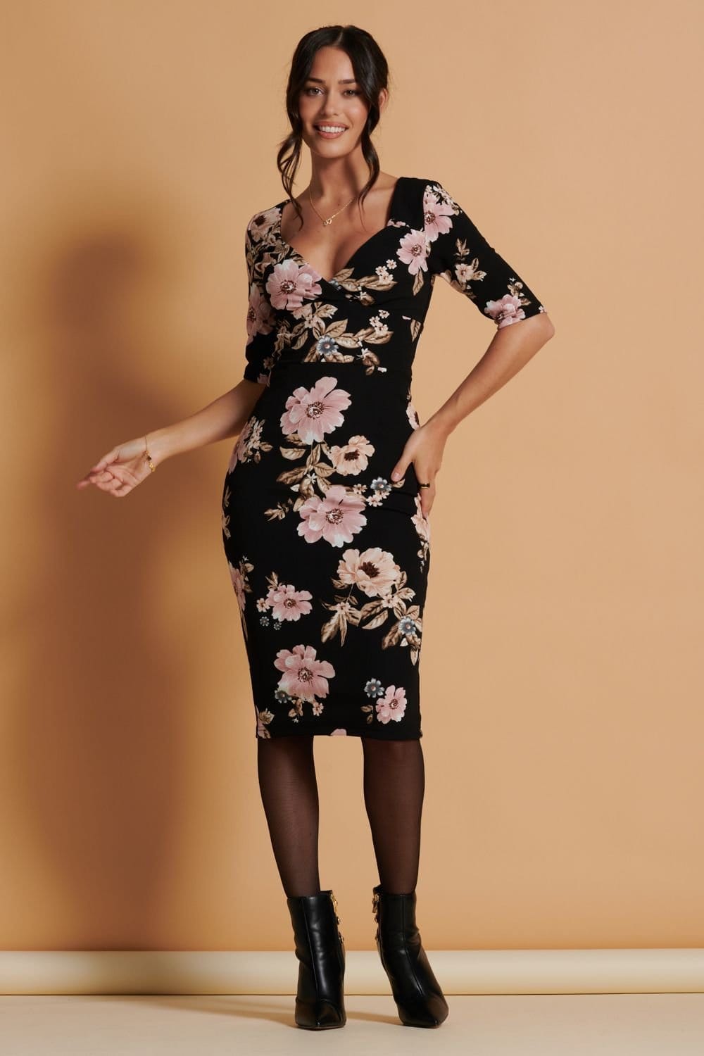 Jolie Moi Jolie Moi Women's Pranavi Print Scuba Bodycon Dress in Black - 4