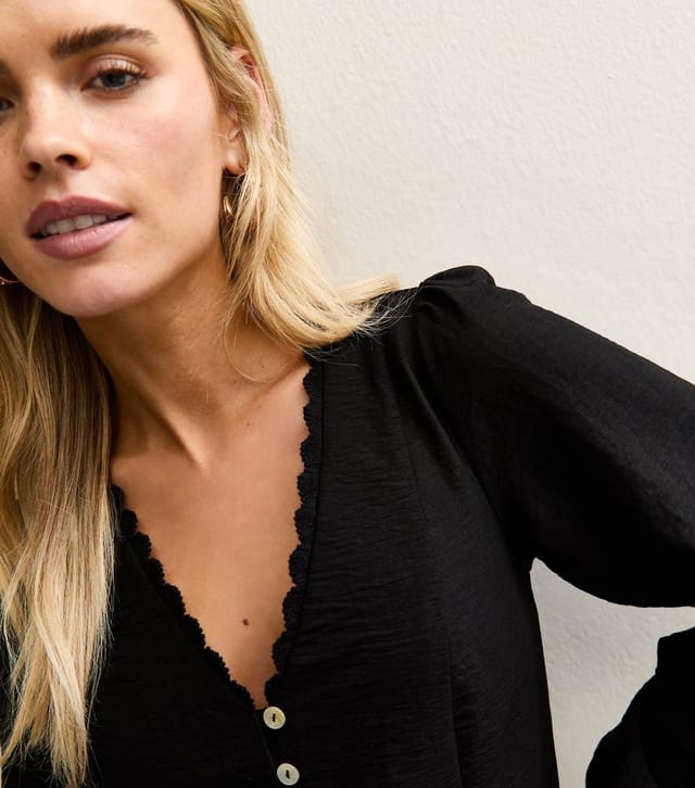 New Look Women's Petite Black Long Sleeve Godet Smock Mini Dress New Look - 2