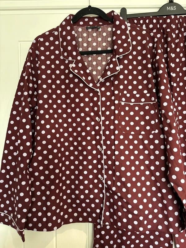 ASOS Design ASOS Design - pyjama set in polka dot with velvet Womens UK 16