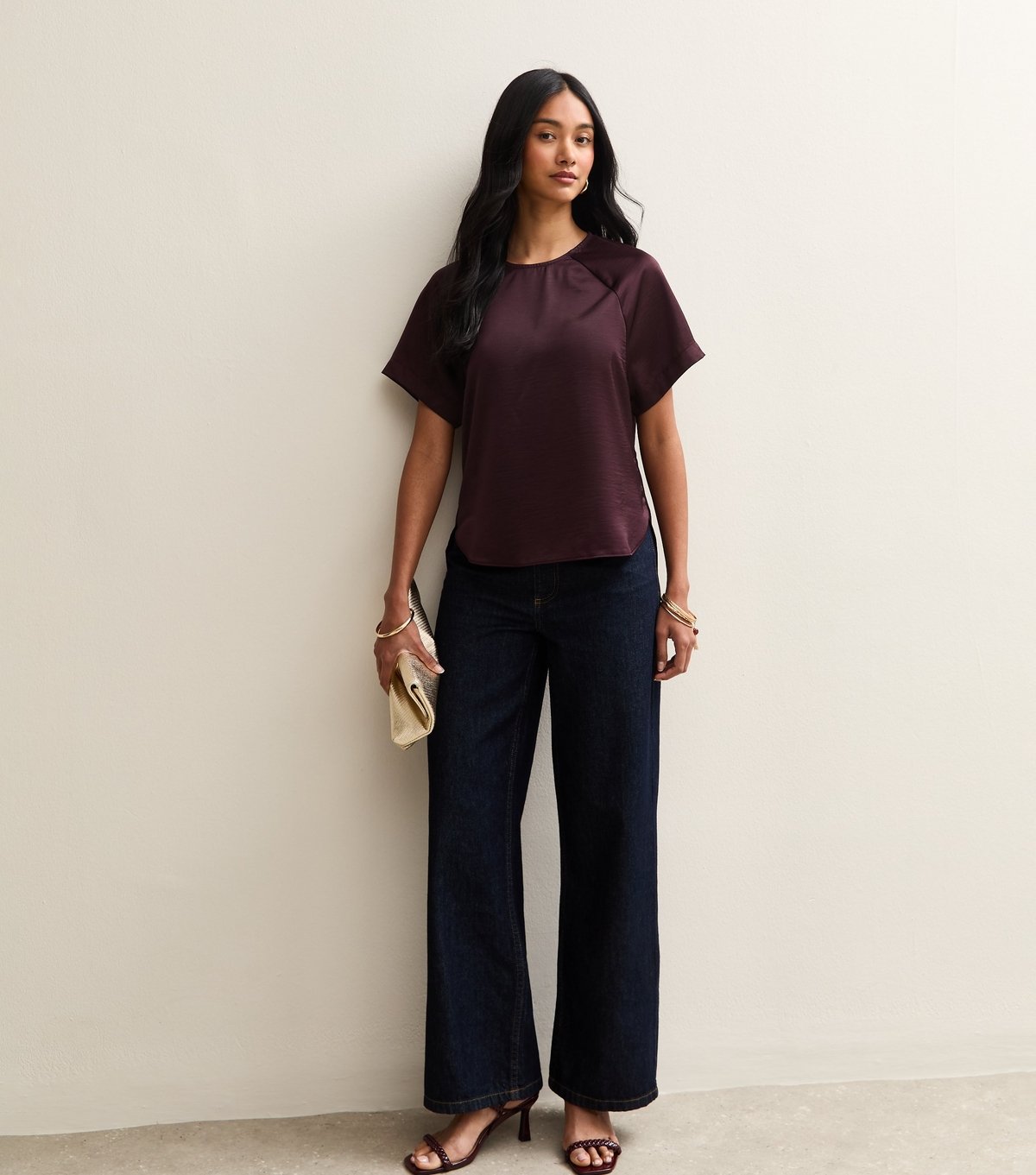 New Look Women's Dark Burgundy Satin Short Raglan Sleeve Top New Look - 3