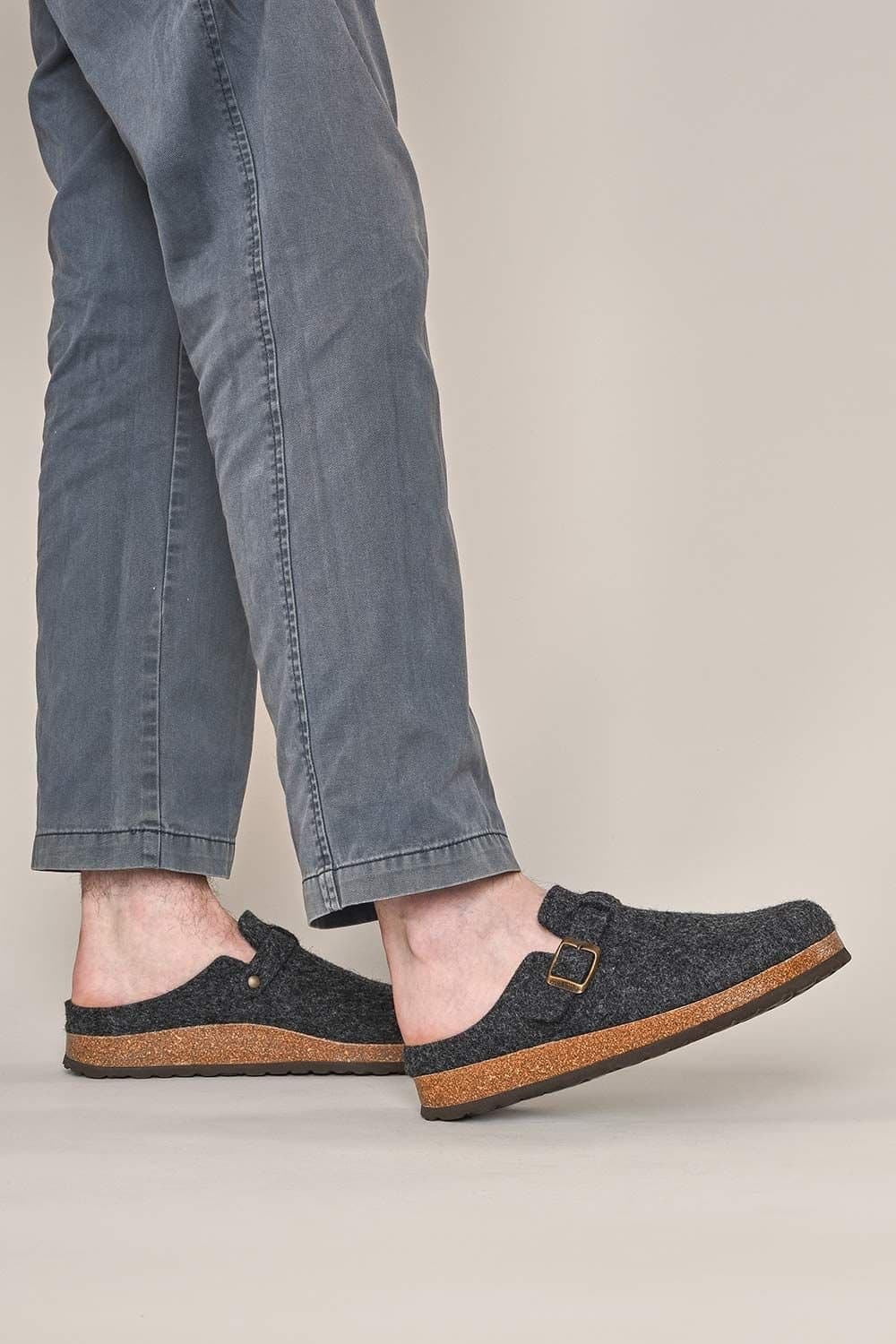 Moshulu Moshulu 'Rowan' Men's Felt Slippers in Grey