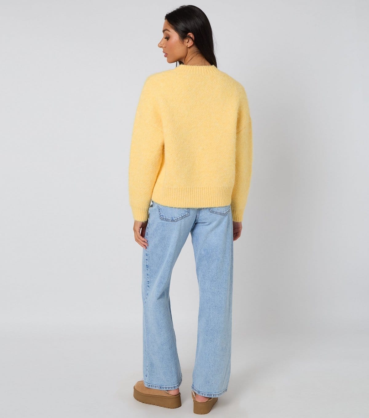 Urban Bliss Women's Light Yellow Brushed Knit Relaxed Jumper Urban Bliss New Look - 4