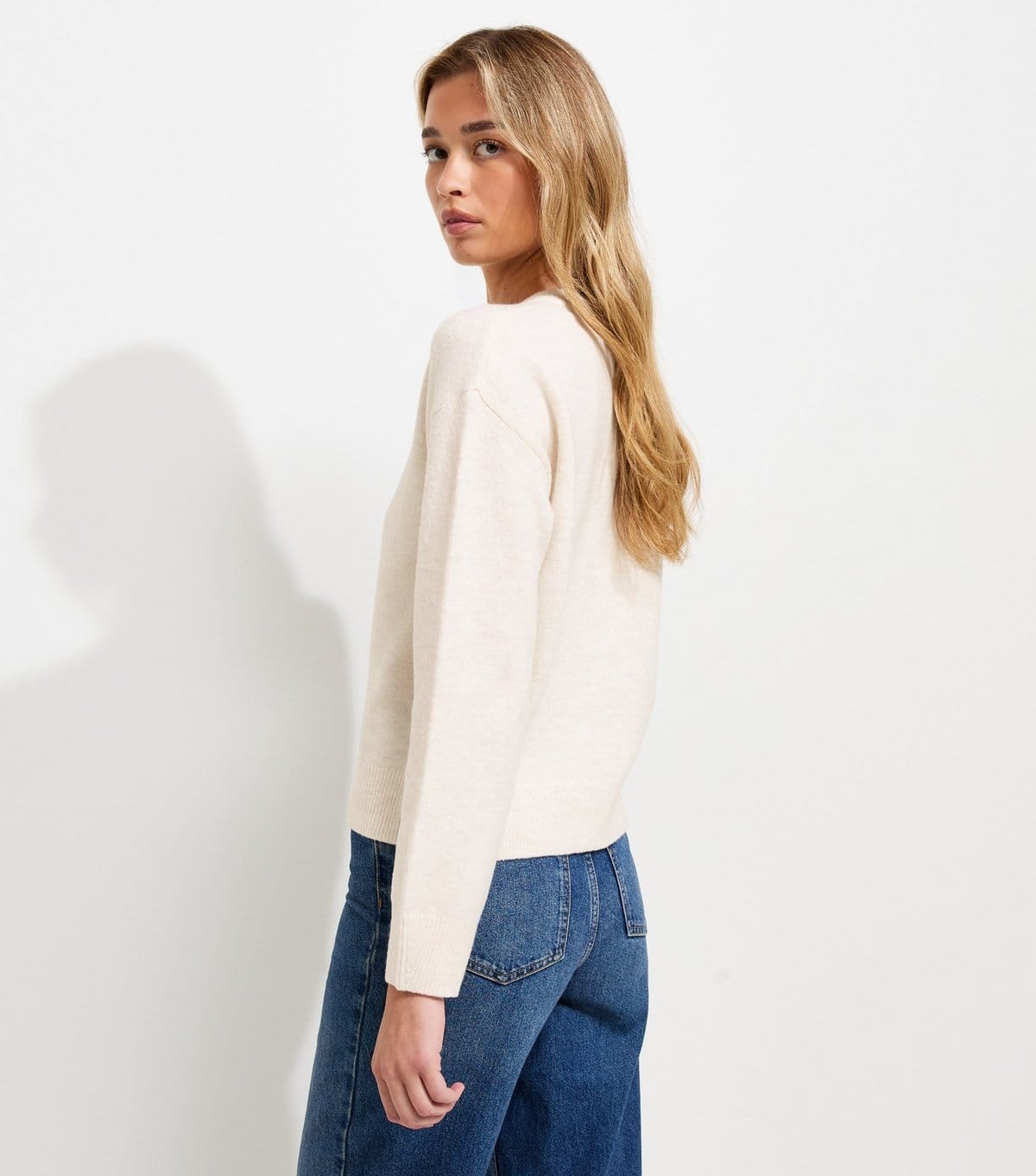 New Look Women's Tall Off White Midweight Crew Neck Jumper New Look - 4
