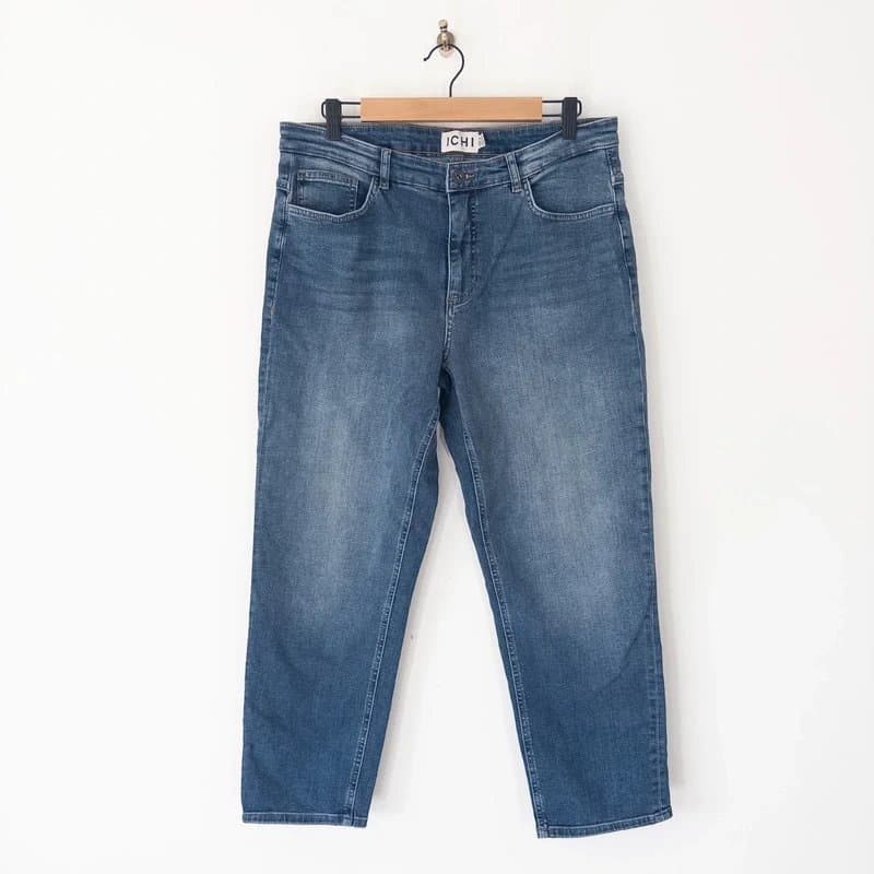 ICHI Ichi Twiggy Raven Straight Leg Jeans Size 34 Reg Medium Blue Wash Stretch Denim