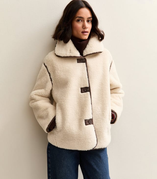 New Look Women's Cream Faux Fur Bonded Jacket New Look - 3