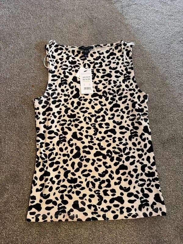 New Look New look leopard top size 8 brand new with tags