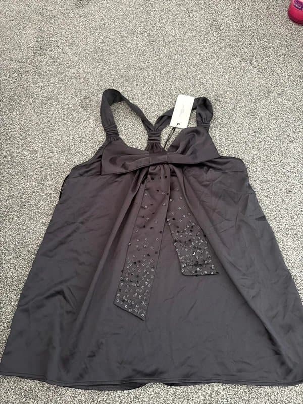 New Look Brand new new look black top