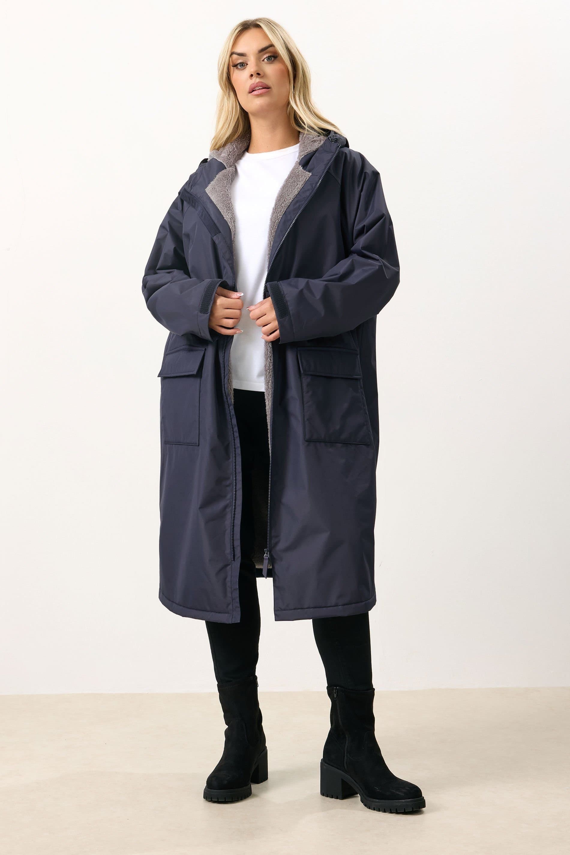 Yours Yours Mid Navy Waterproof Fleece Lined Robe