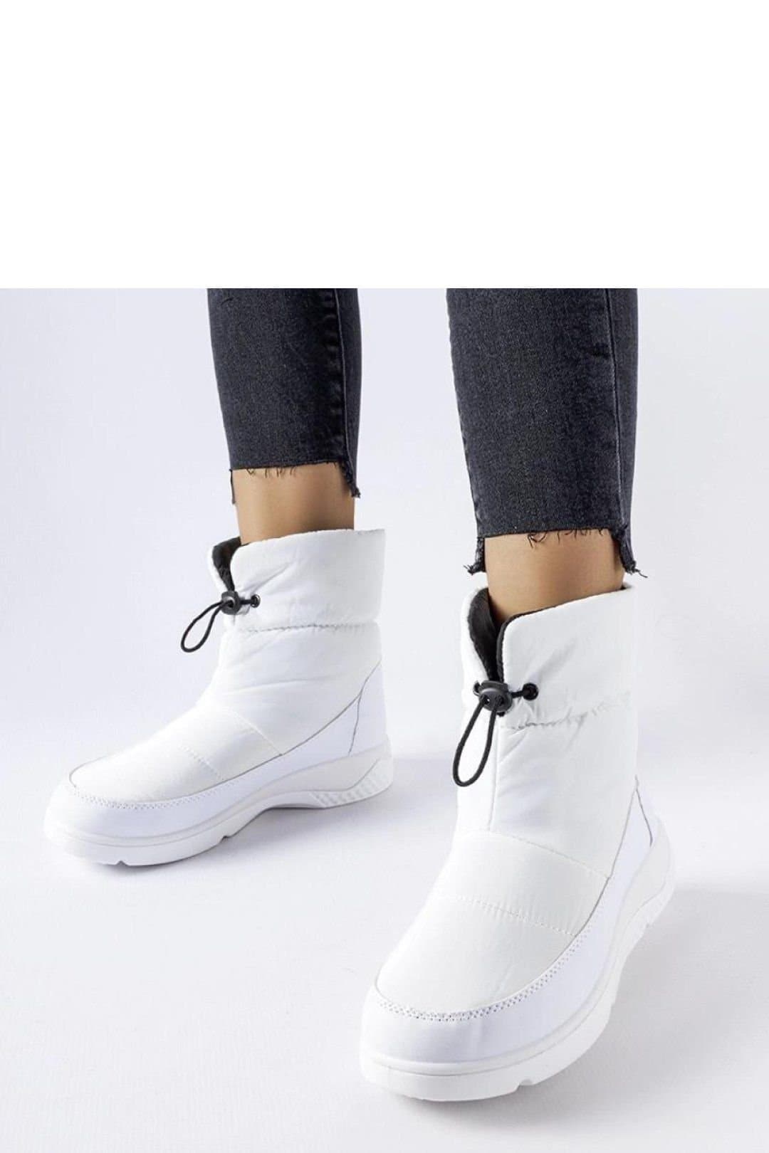 Love Lace Love Lace Women's Jensen Insulated Snow Boots with Cushioned Platform Winter in White