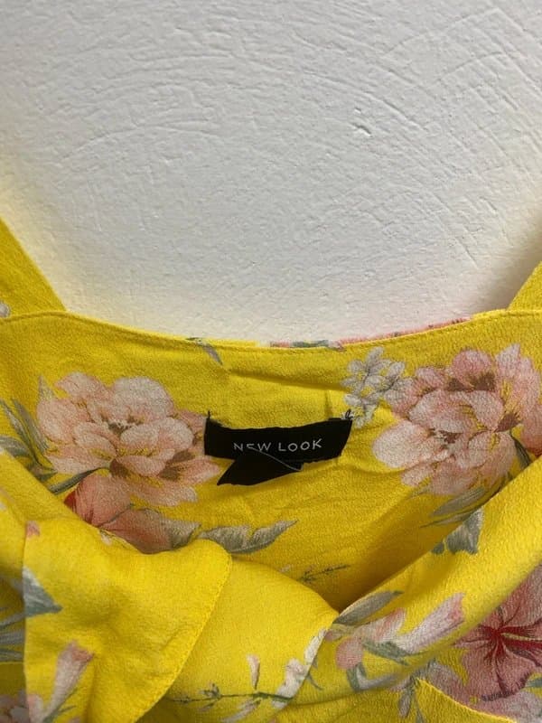 New Look Cute New Look cropped vest top yellow floral oriental 12 RR003