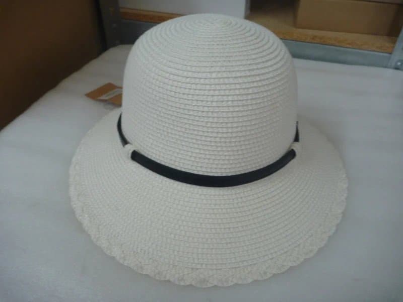 Black Ginger Black Ginger Cloche White Plaited Edge Holiday Sun Hat Foldable RollUp Travel Bag 57cm Medium DEFECT