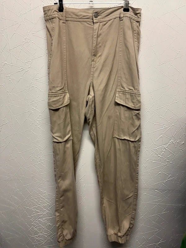 New Look New look Denim Beige Cargo joggers Size 12  sku 762