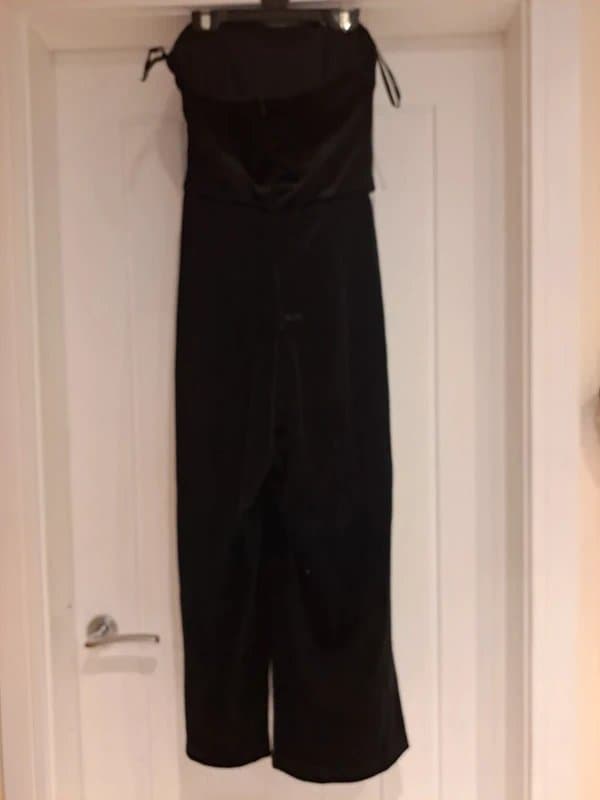 ASOS Black velvet Asos strapless cropped jumpsuit with bow front size 10