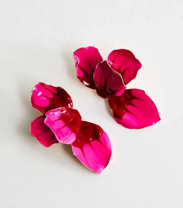 New Look Gold Tone Bright Pink Petal Stud Earrings New Look - 3