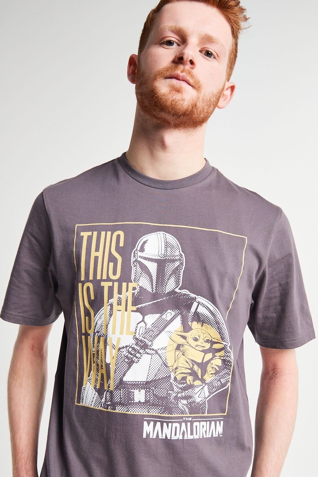 Brand Threads Brand Threads Men's Mandalorian Pyjama Set in Grey - 4