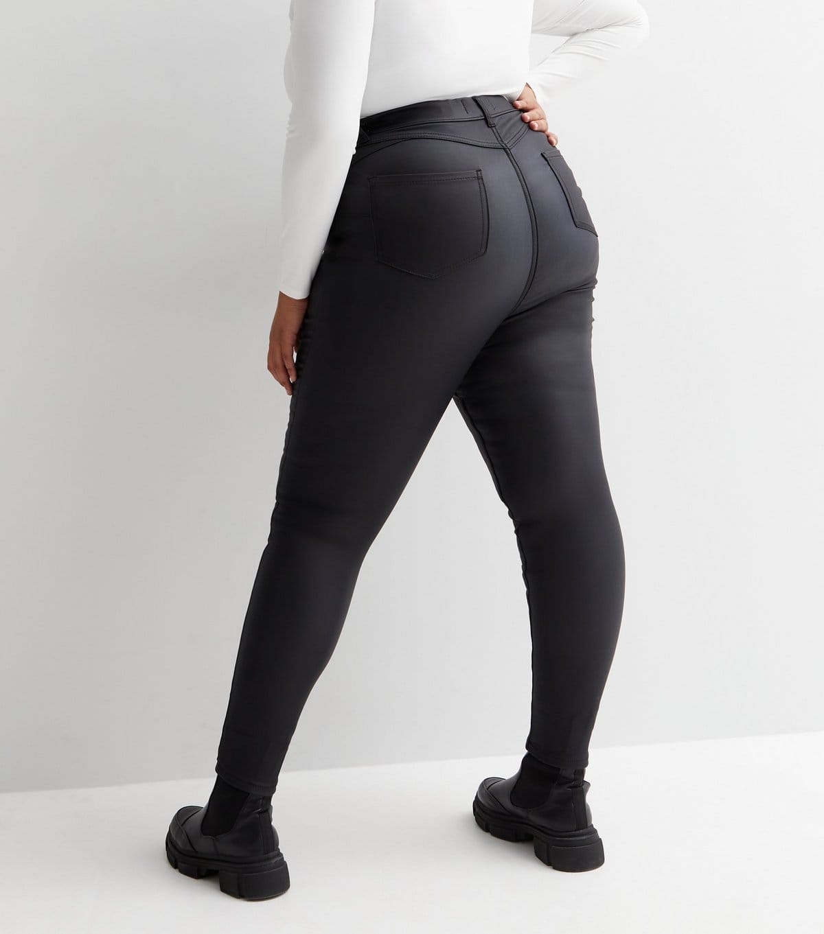 New Look Women's Plus Size Black Coated Leather-Look High Waist Jeggings Curves New Look - 4