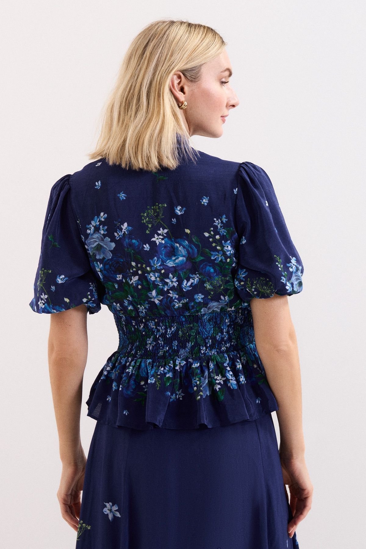 Phase Eight Phase Eight Women's Safa Puff Sleeve Floral Blouse in Dark Navy - 4
