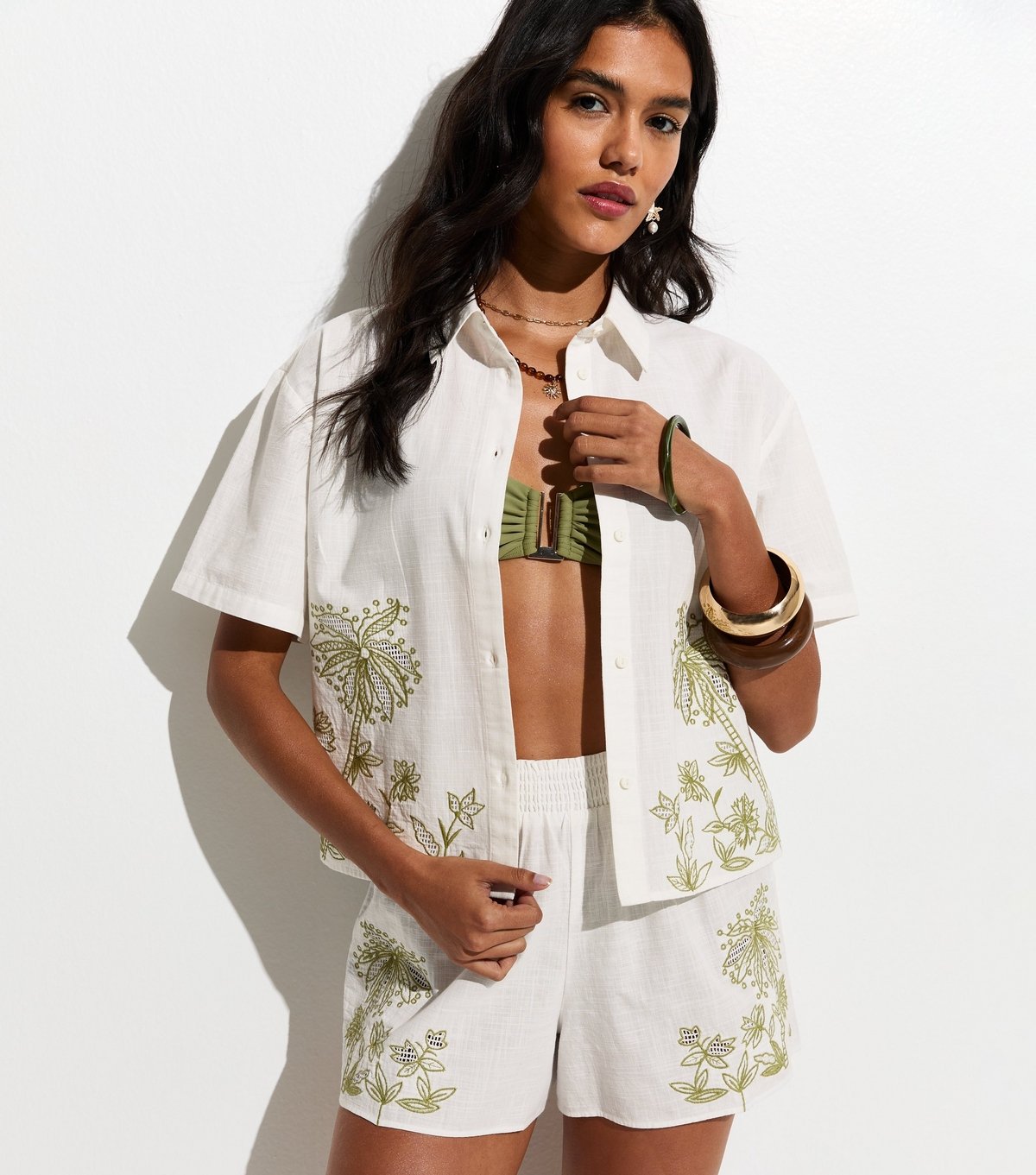 New Look Women's White Woven Palm Embroidered Cotton Beach Shirt New Look - 2