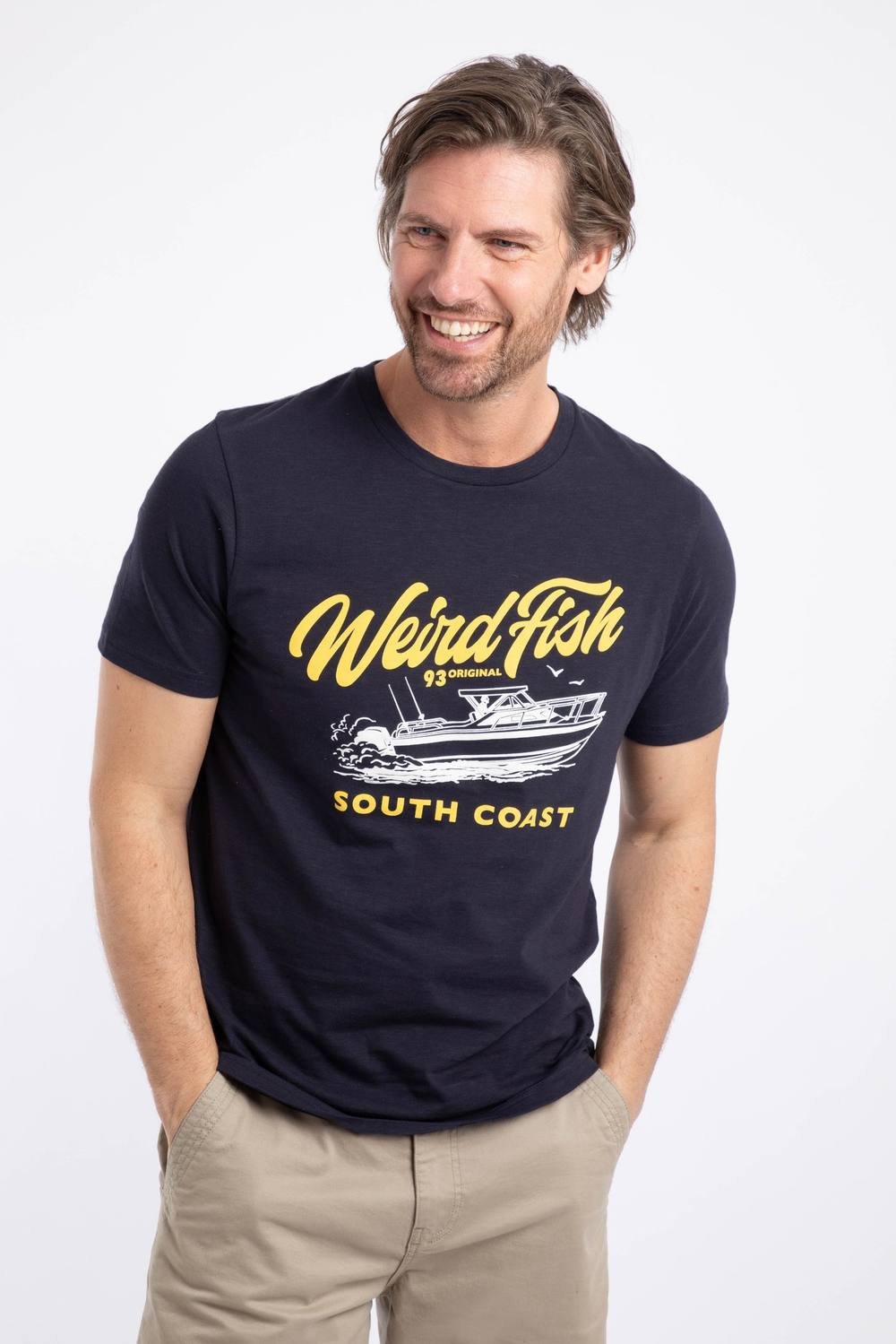 Weird Fish Weird Fish Men's South Coast Front Print Graphic T-Shirt in Midnight - 4